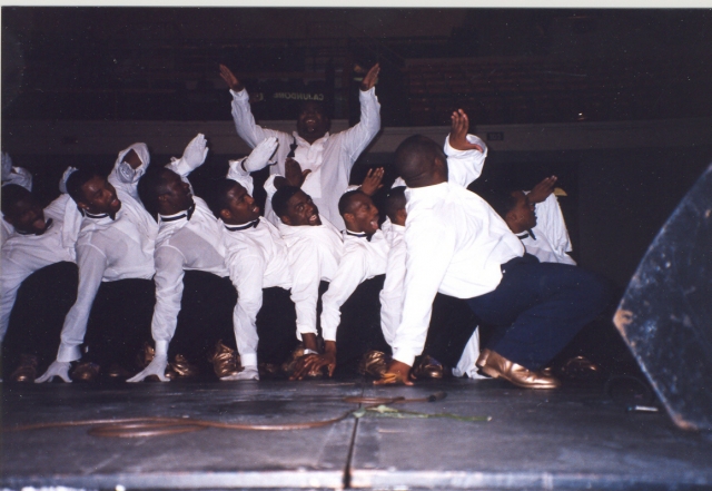 Mu Lambda Ques in Greekshow